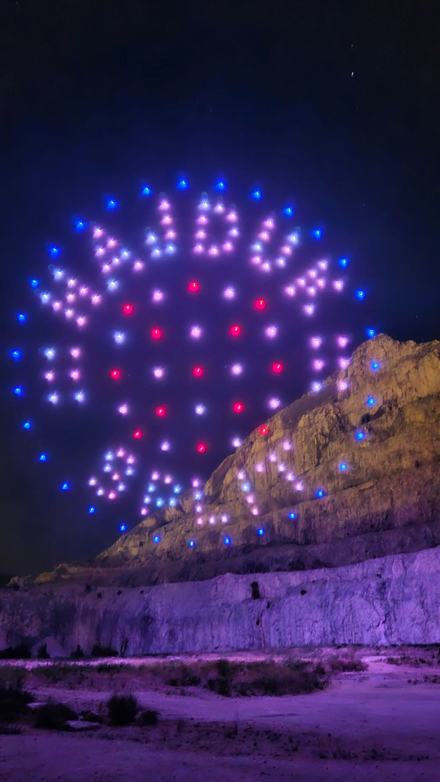 Svjetlosni drone show s Hajduk Split Logo formacijom